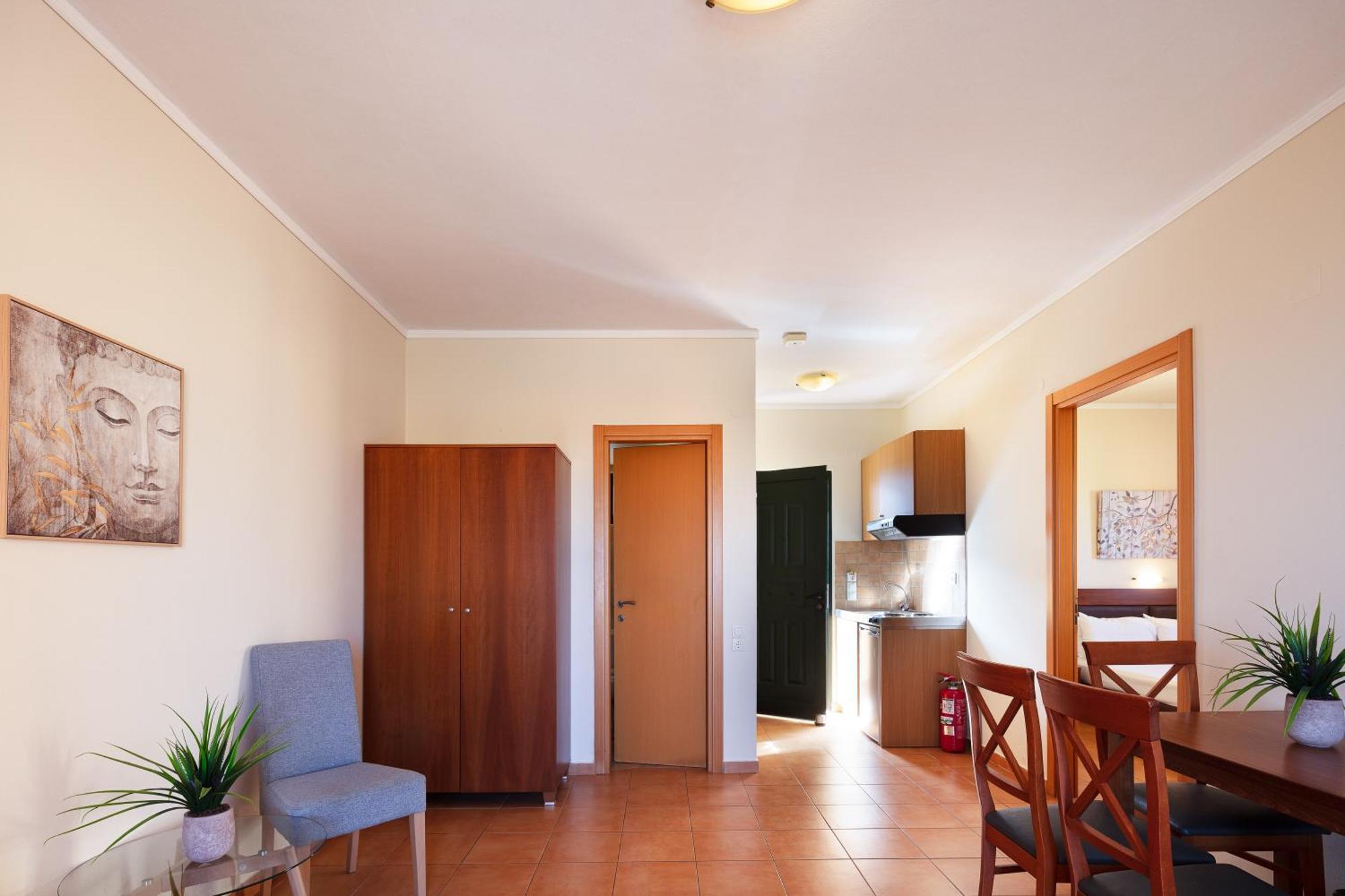 Dia Apartments Hersonissos  Dış mekan fotoğraf
