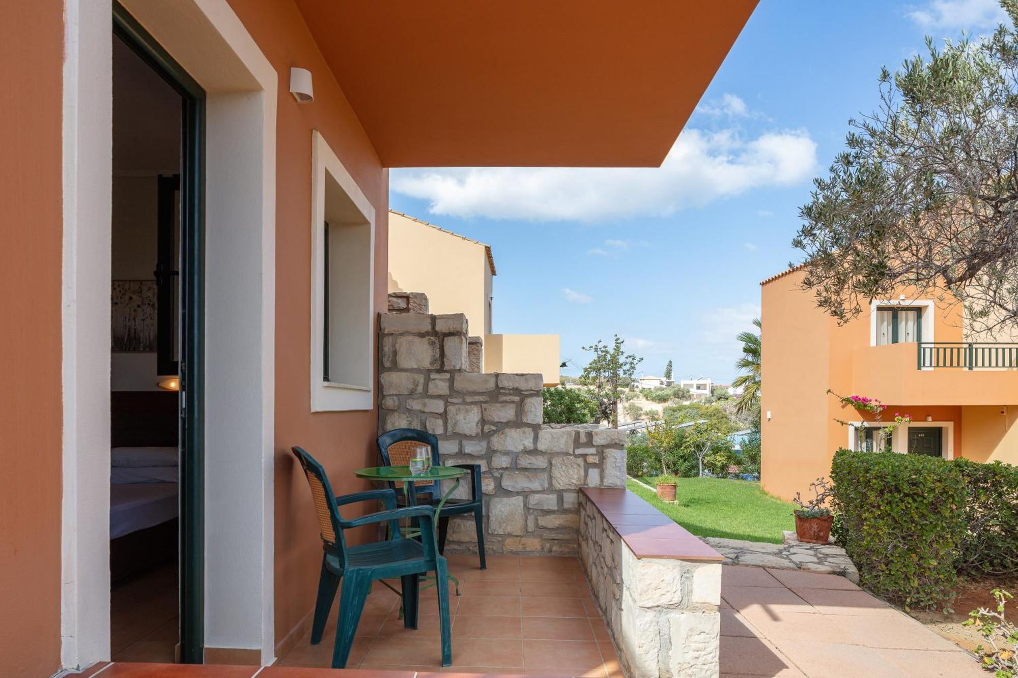 Dia Apartments Hersonissos  Dış mekan fotoğraf