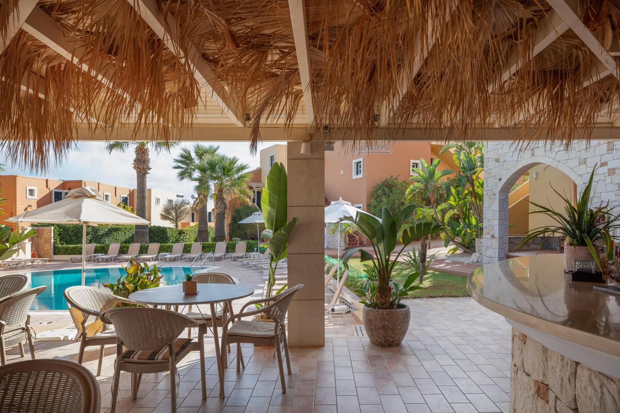Dia Apartments Hersonissos  Dış mekan fotoğraf