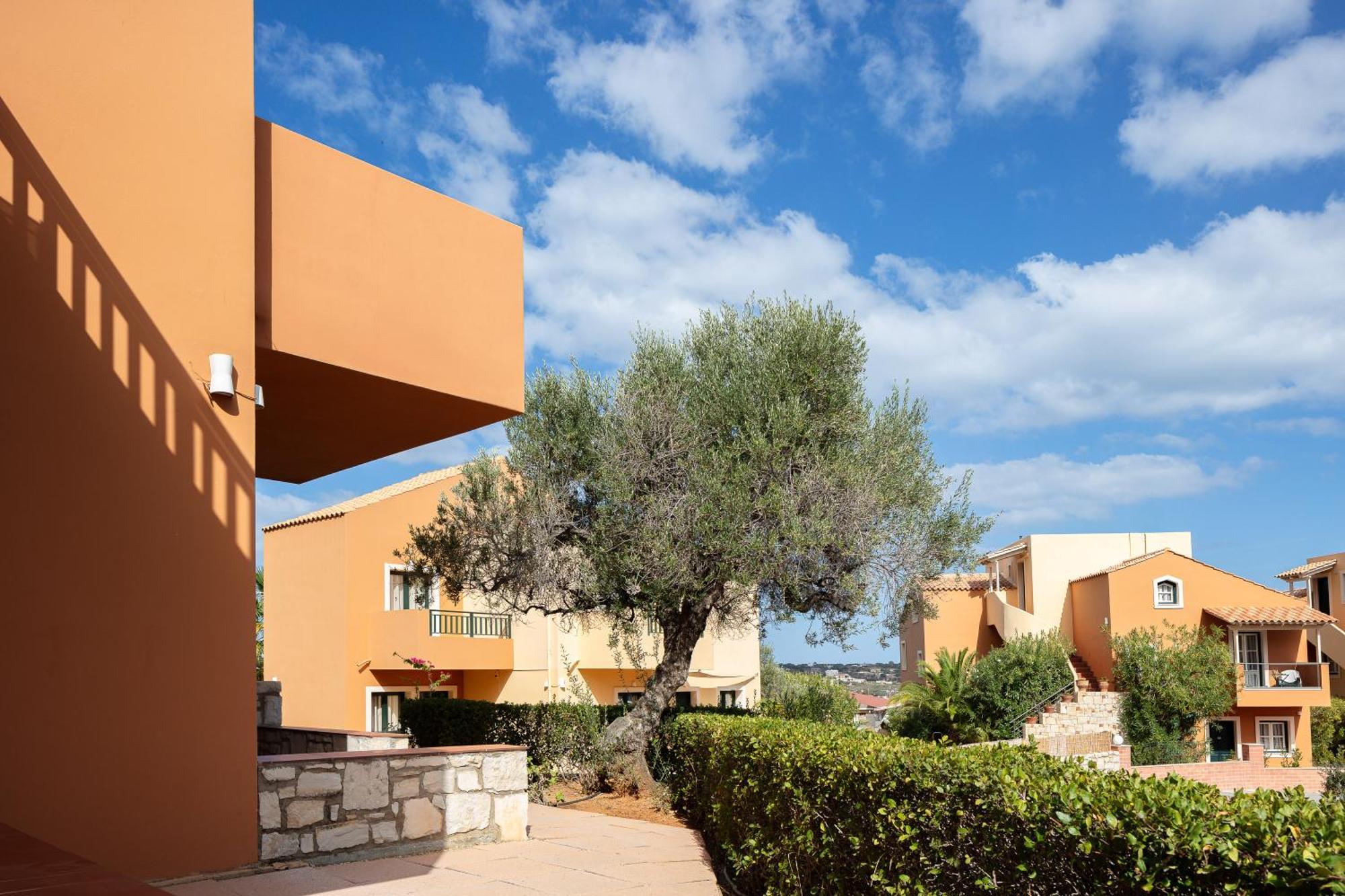 Dia Apartments Hersonissos  Dış mekan fotoğraf