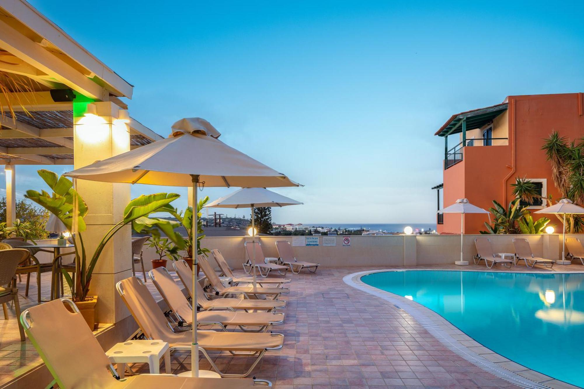 Dia Apartments Hersonissos  Dış mekan fotoğraf
