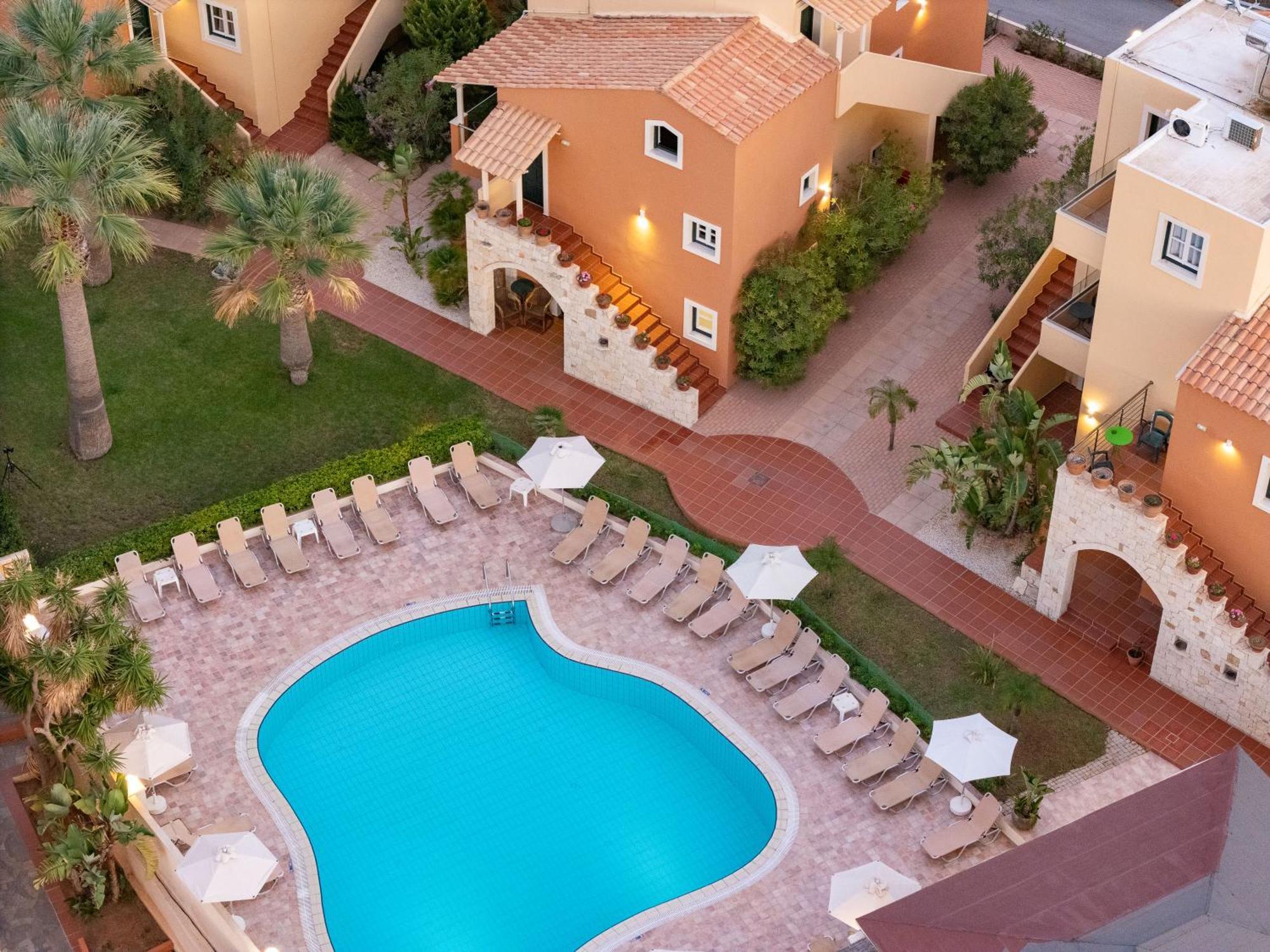 Dia Apartments Hersonissos  Dış mekan fotoğraf