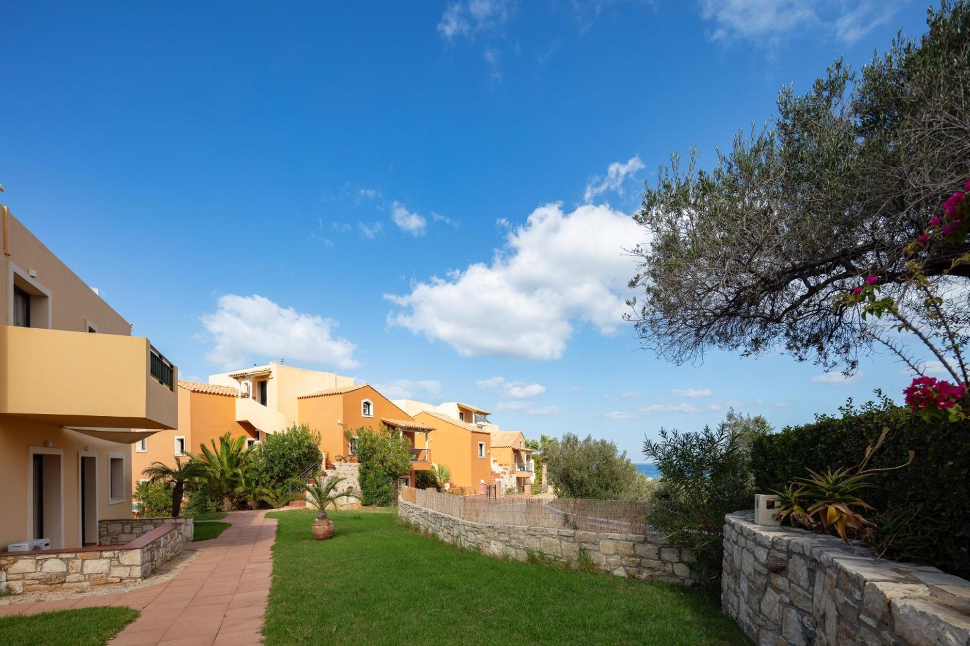 Dia Apartments Hersonissos  Dış mekan fotoğraf