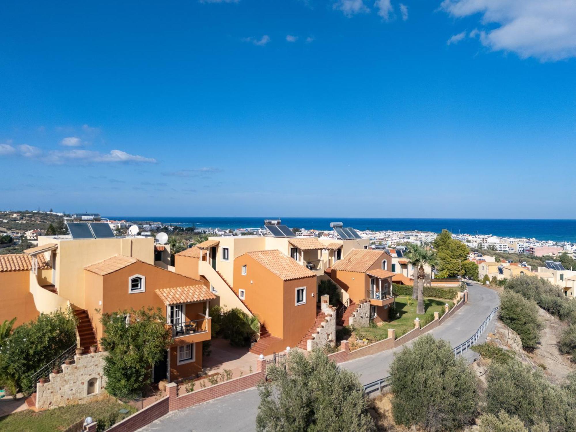 Dia Apartments Hersonissos  Dış mekan fotoğraf