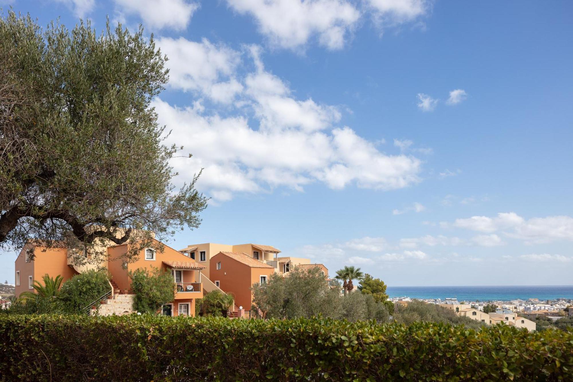 Dia Apartments Hersonissos  Dış mekan fotoğraf